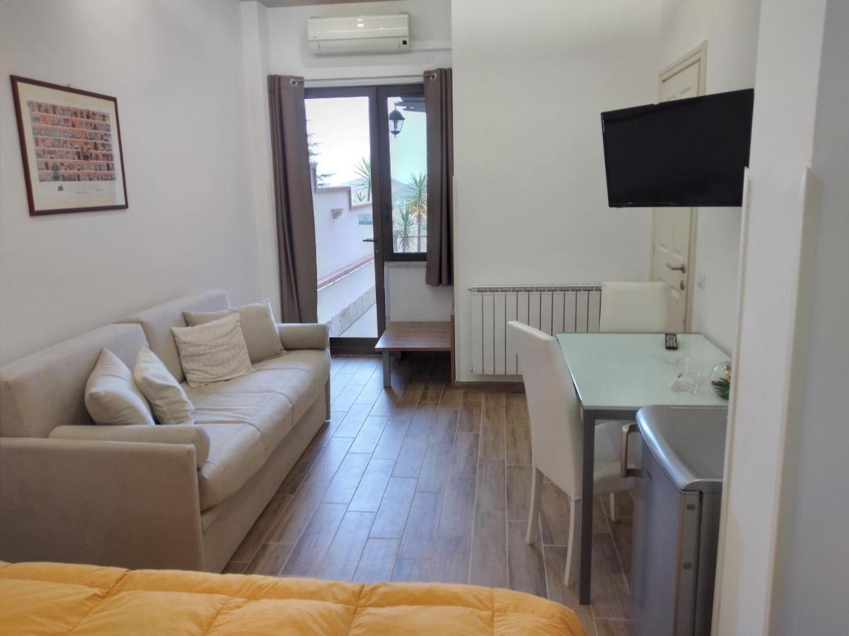 B&B Villa Letizia Castelbuono  Exteriér fotografie